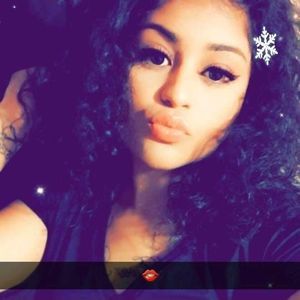 Meet your Posher, Chica